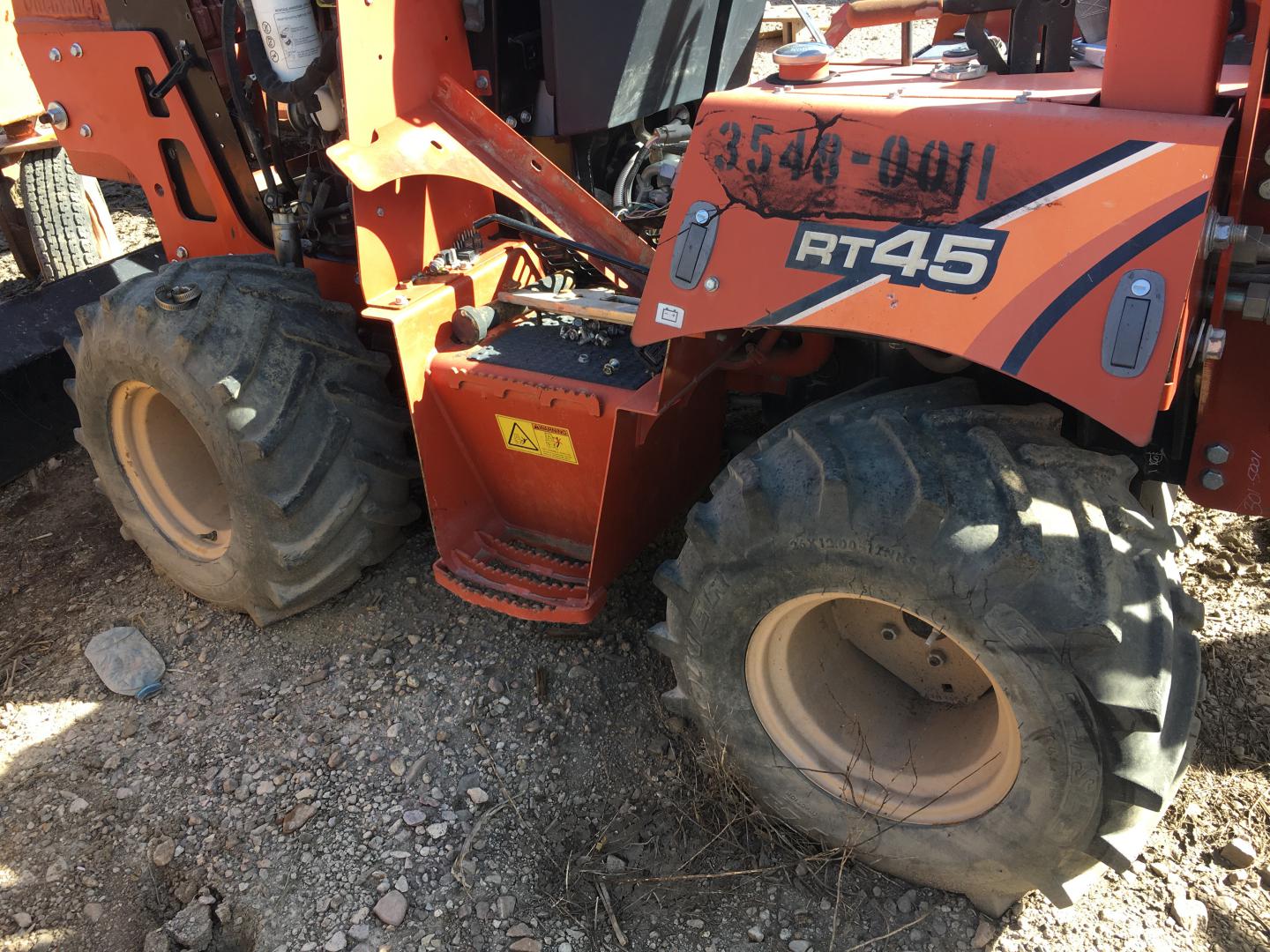 ./imagenes/INVOICE/2019/15743/ZANJADORA DITCH WITCH_RT45 (26).JPG